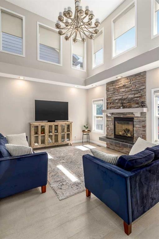 12481 Crestmont - Thumbnail 3