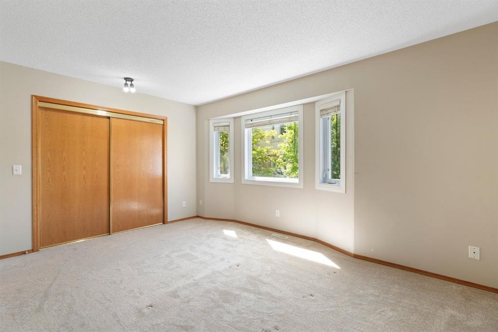 243 Christie Park - Thumbnail 3