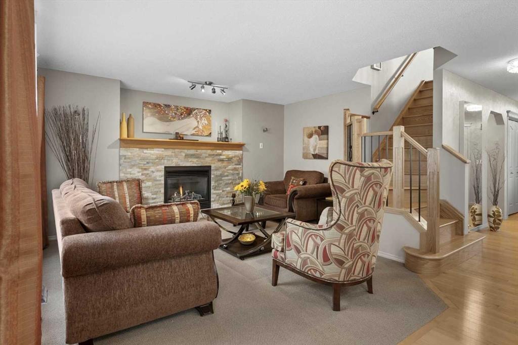 271 Royal Birch - Thumbnail 2