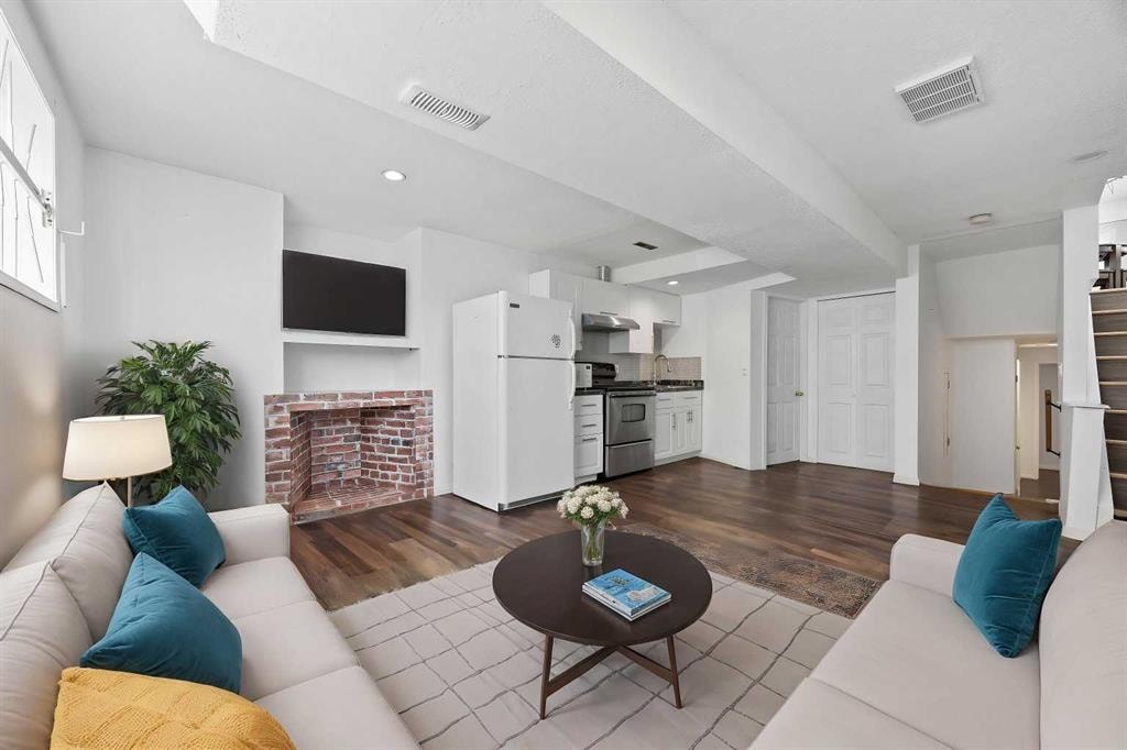 31 Martinridge - Thumbnail 2