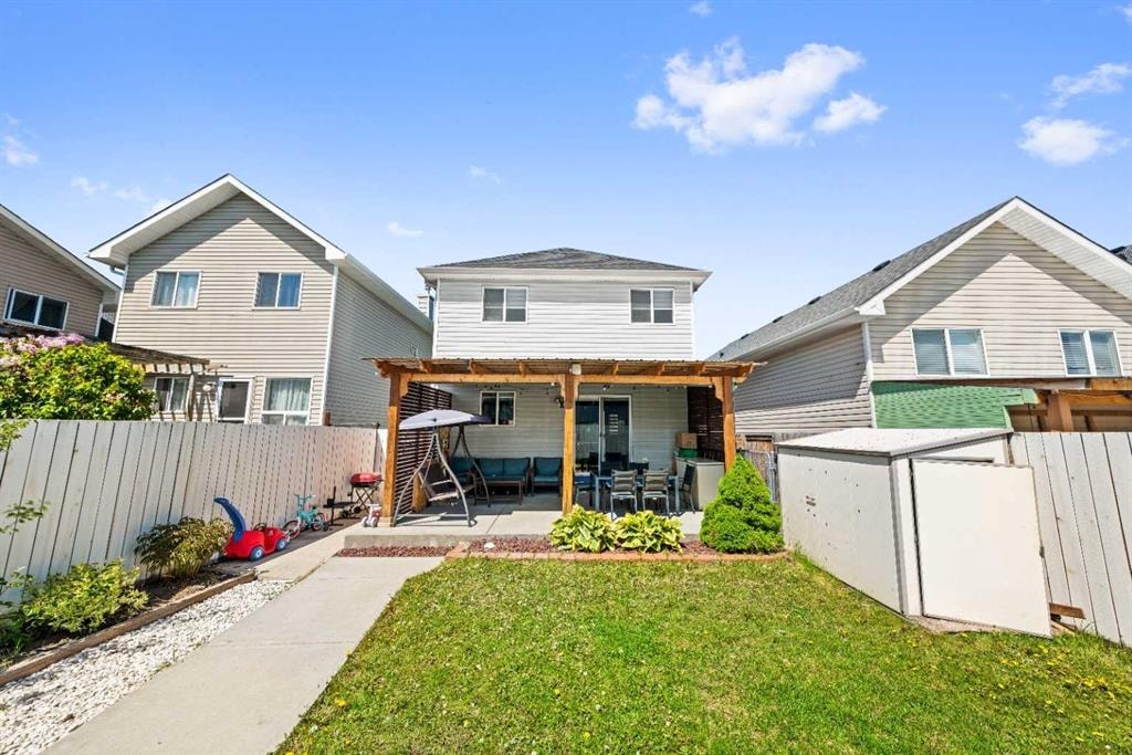 211 Bridlewood - Thumbnail 2