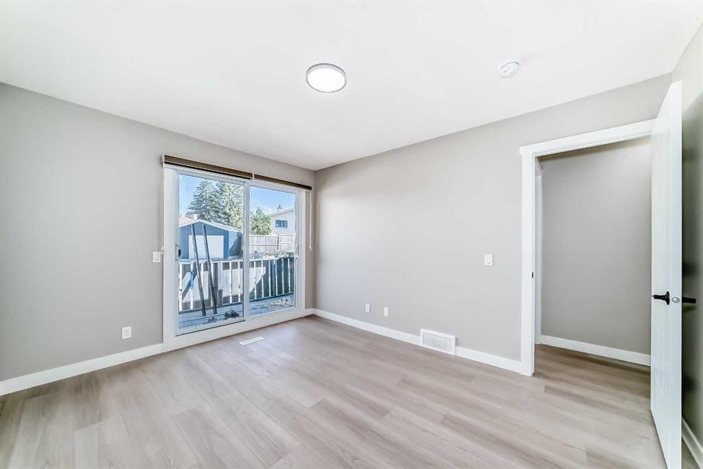 8428 Berkley - Thumbnail 2