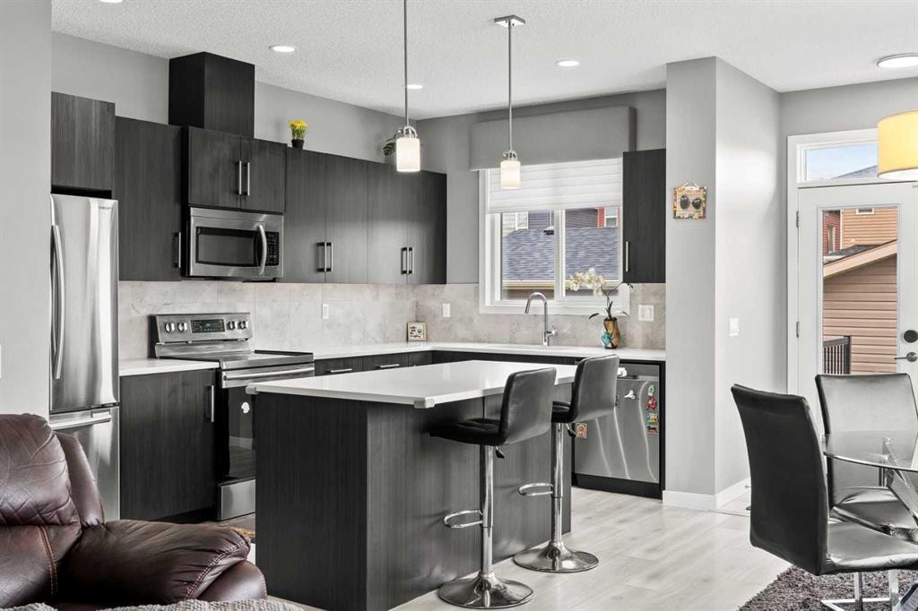 1508 Cornerstone - Thumbnail 3
