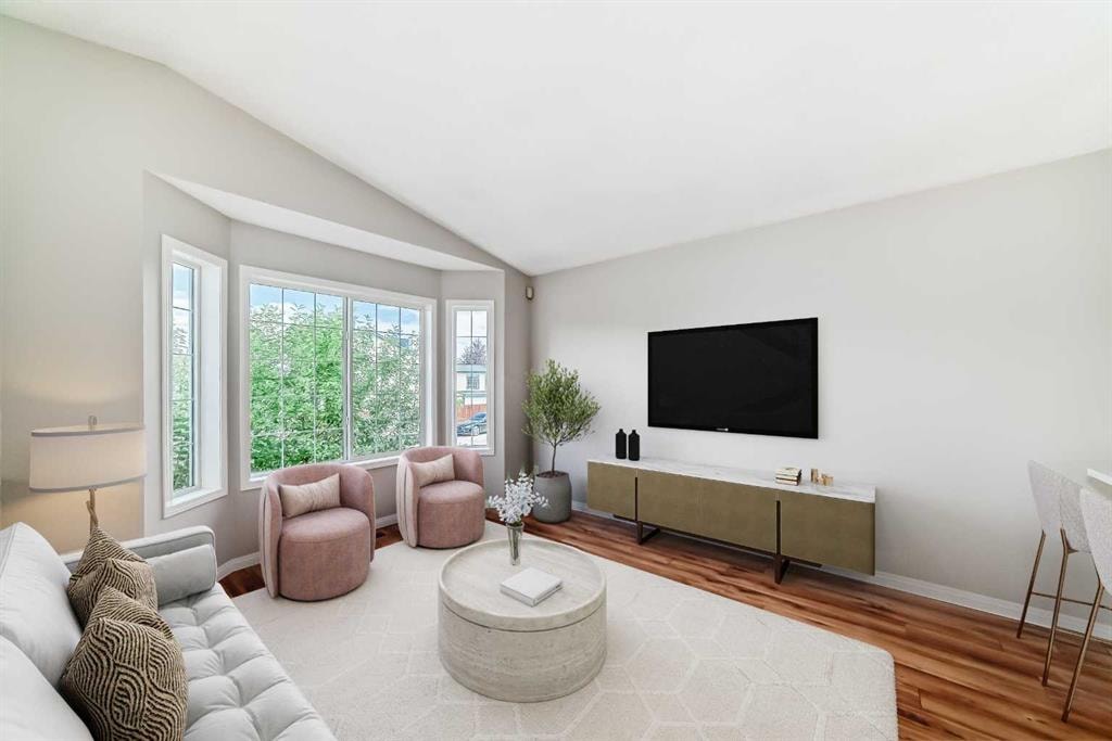 273 Martin Crossing - Thumbnail 4