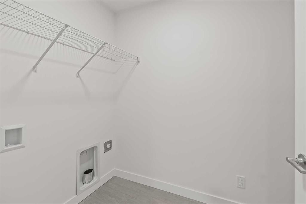 834 Livingston - Thumbnail 3