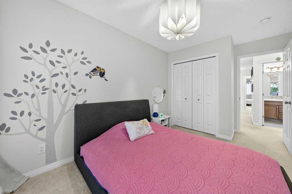 98 Walgrove - Thumbnail 2