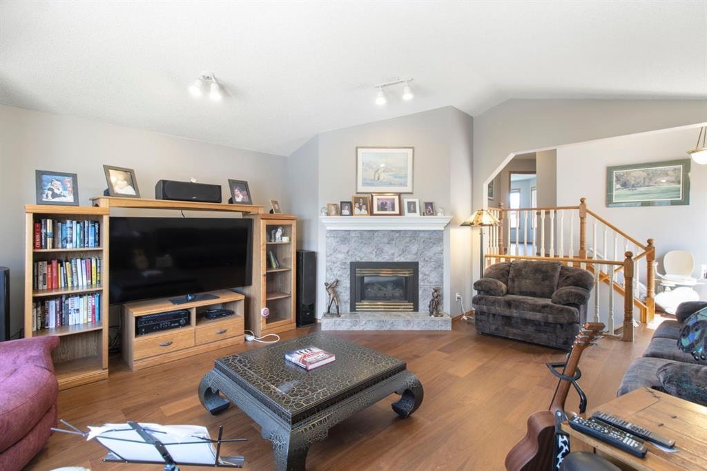 21 Arbour Ridge - Thumbnail 3