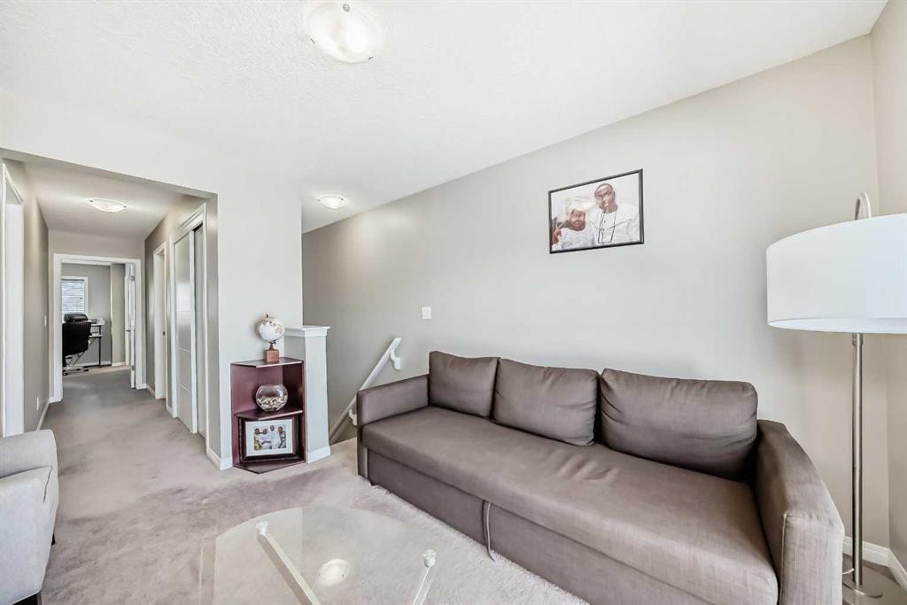 48 Yorkville - Thumbnail 4