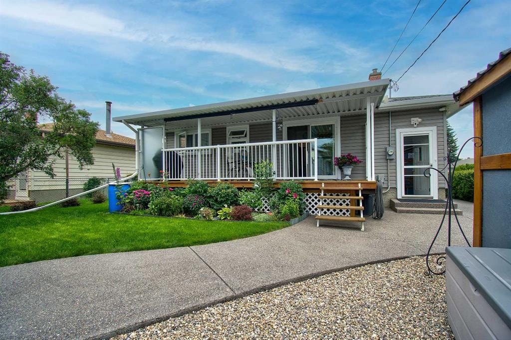 93 Lynnwood - Thumbnail 2