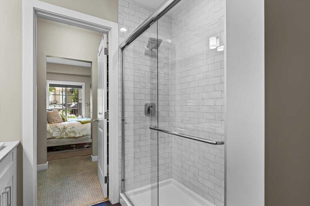 110 Auburn Meadows - Thumbnail 2
