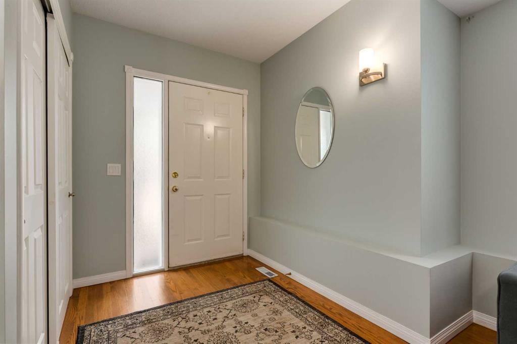 8020 Silver Springs - Thumbnail 3