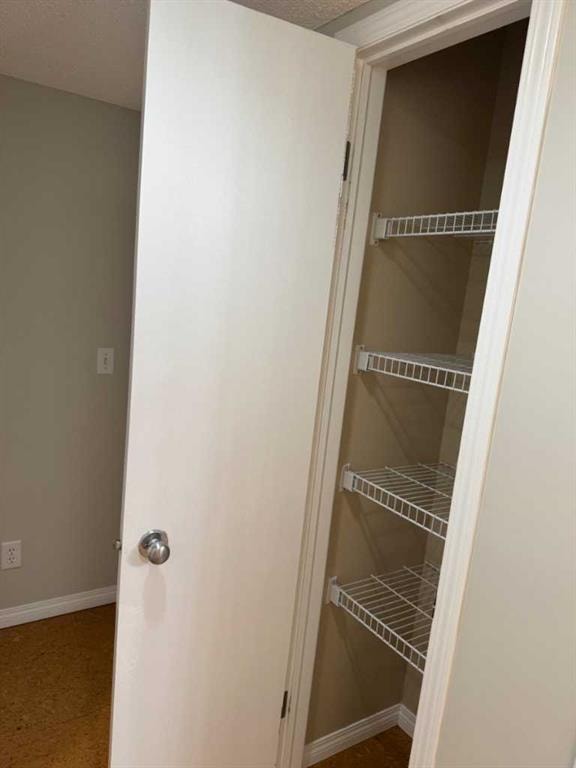 214 Mckenzie Towne - Thumbnail 3