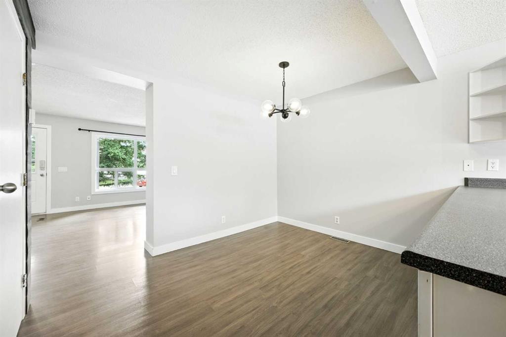 142 Woodmont - Thumbnail 2
