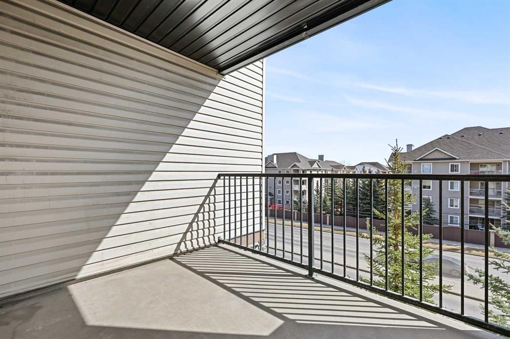 8 Bridlecrest - Thumbnail 2