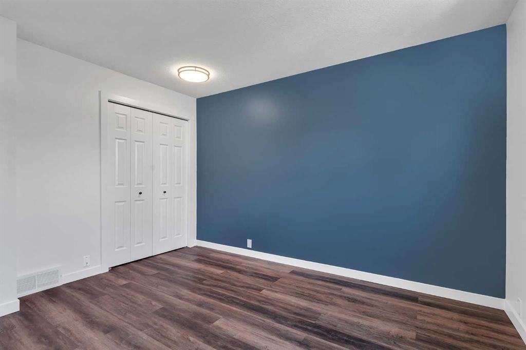 199 Cedardale - Thumbnail 4