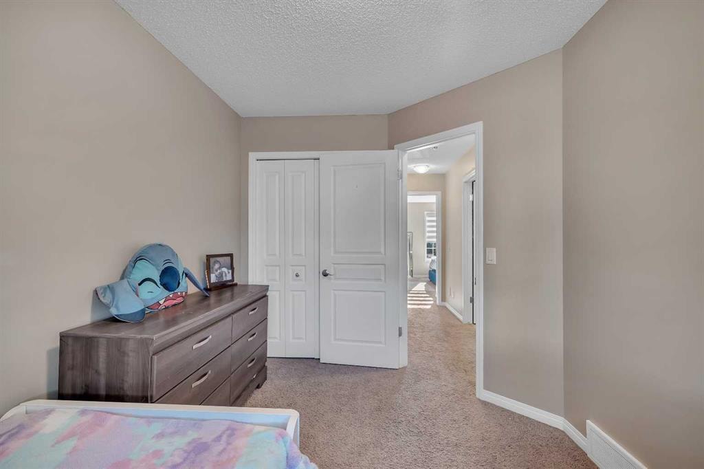 225 Elgin Meadows - Thumbnail 2