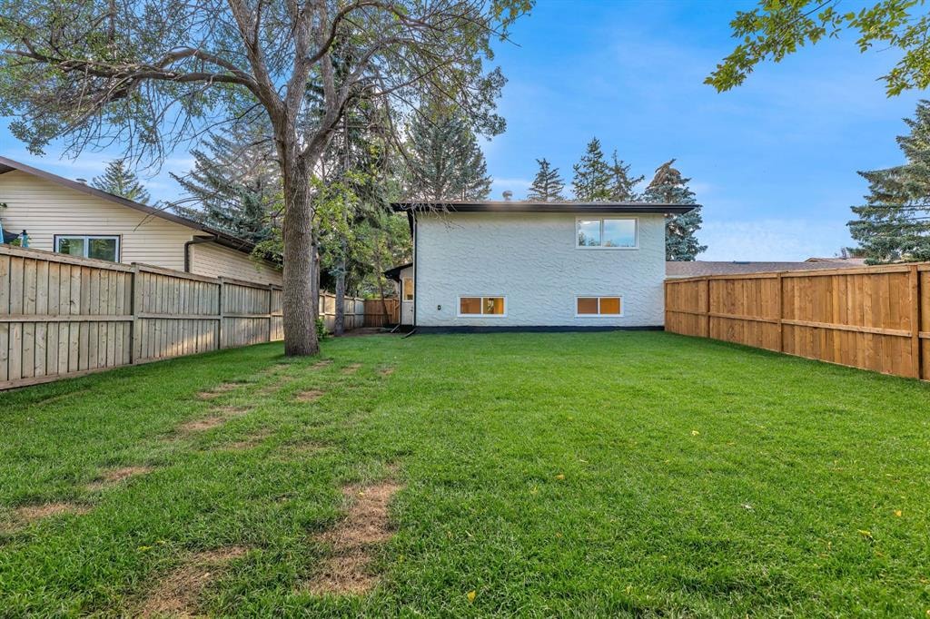 212 Midlawn - Thumbnail 4