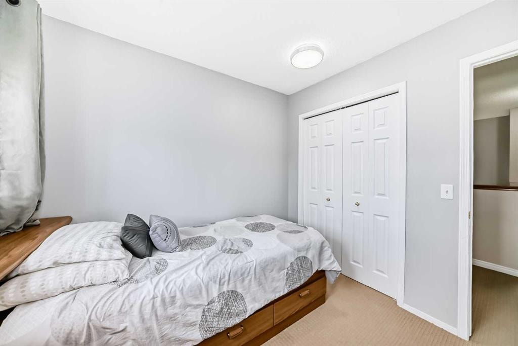 104 Kingsland - Thumbnail 2