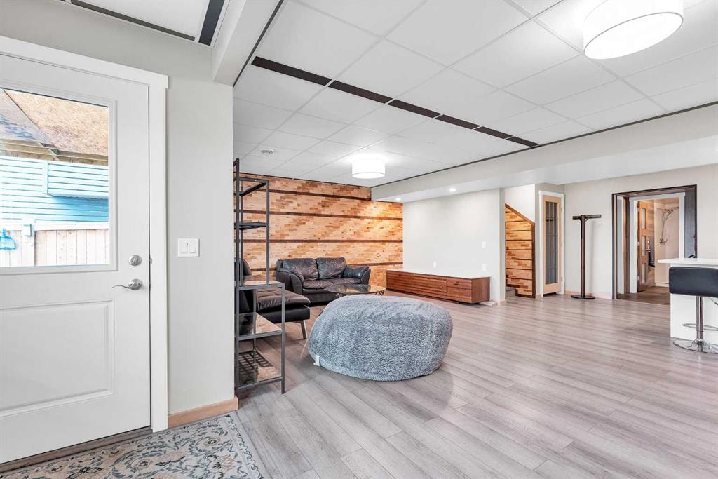 304 Corner Meadows - Thumbnail 3