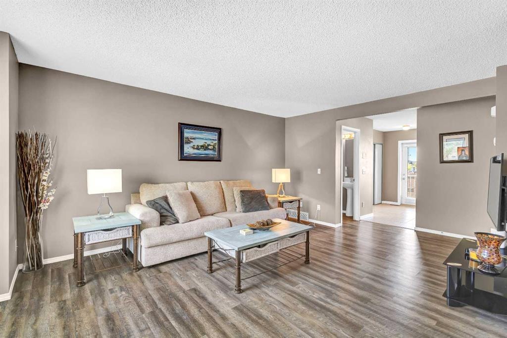 111 Tarawood - Thumbnail 4