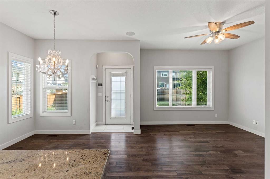 898 Evanston - Thumbnail 3