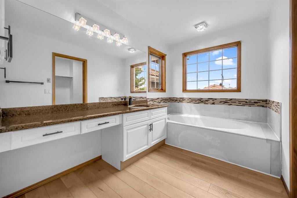 208 Coral Shores - Thumbnail 2