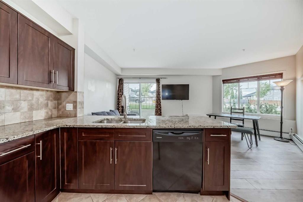 1540 Sherwood - Thumbnail 2