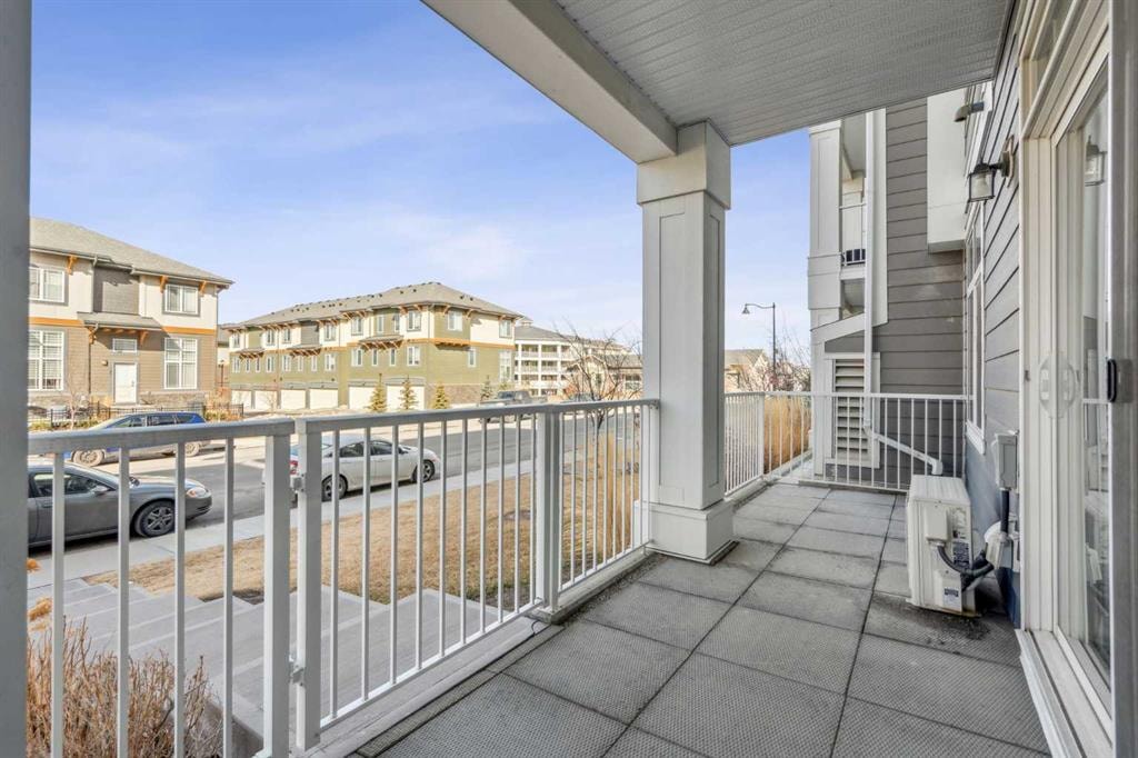 100 Auburn Meadows - Thumbnail 2