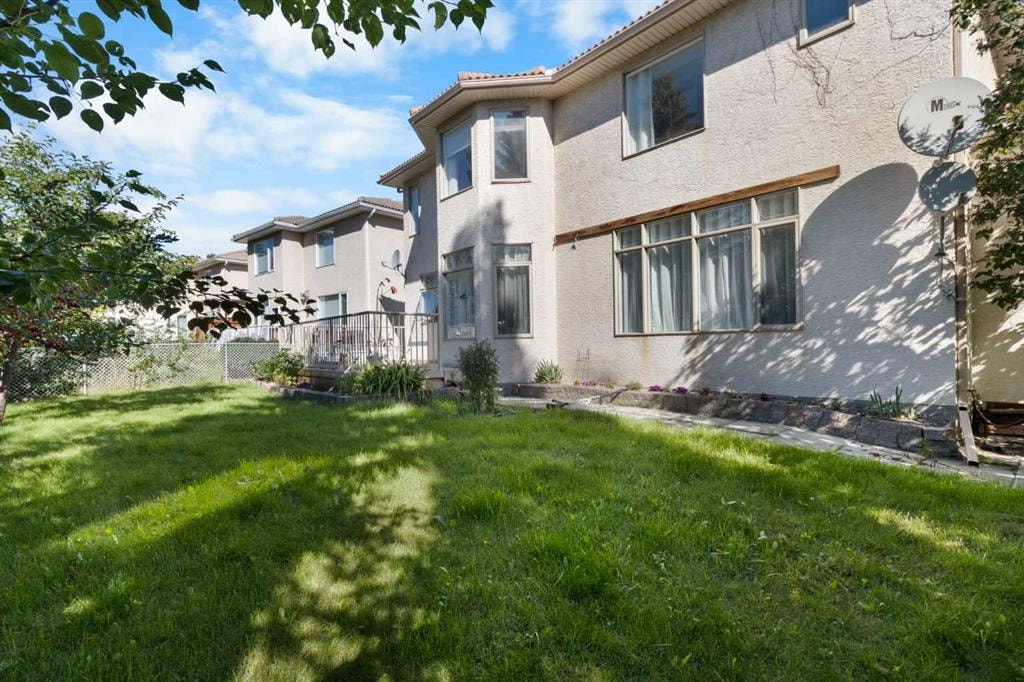 105 Hamptons - Thumbnail 3