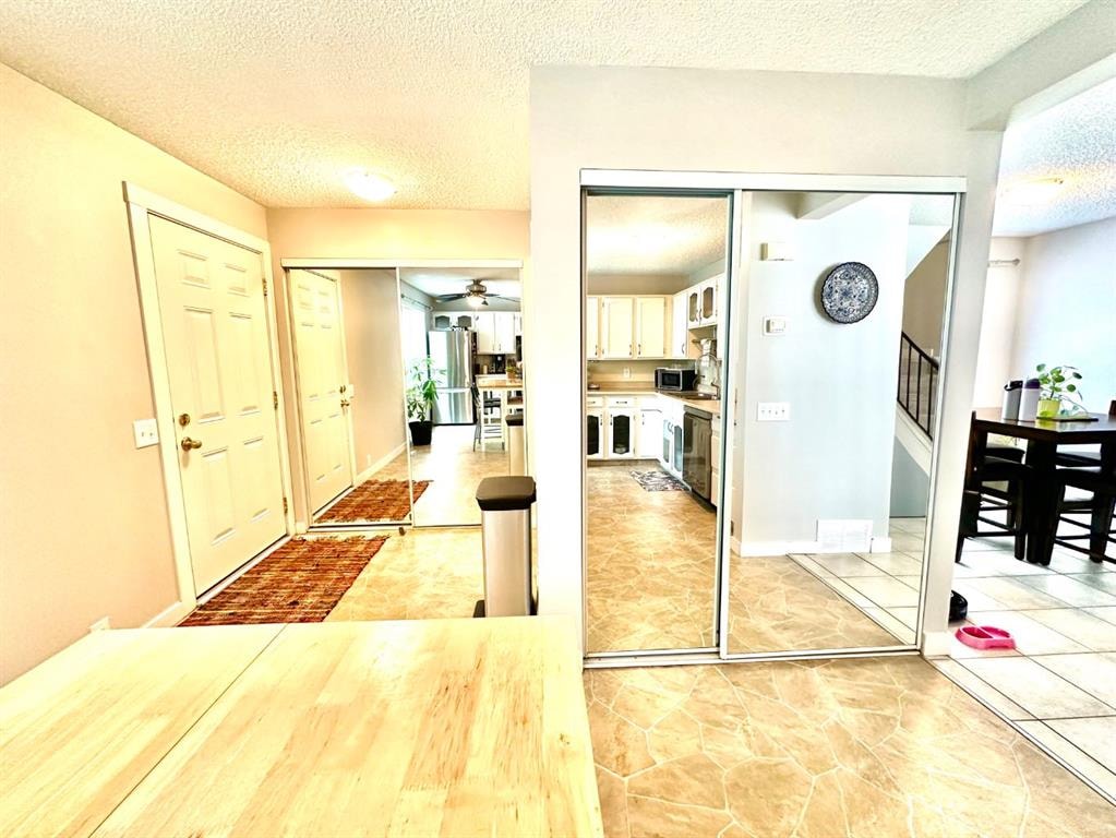 232 Midpark - Thumbnail 3