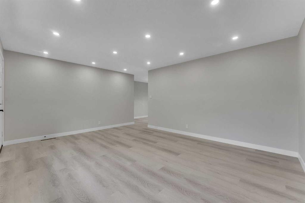 1512 Robson - Thumbnail 4