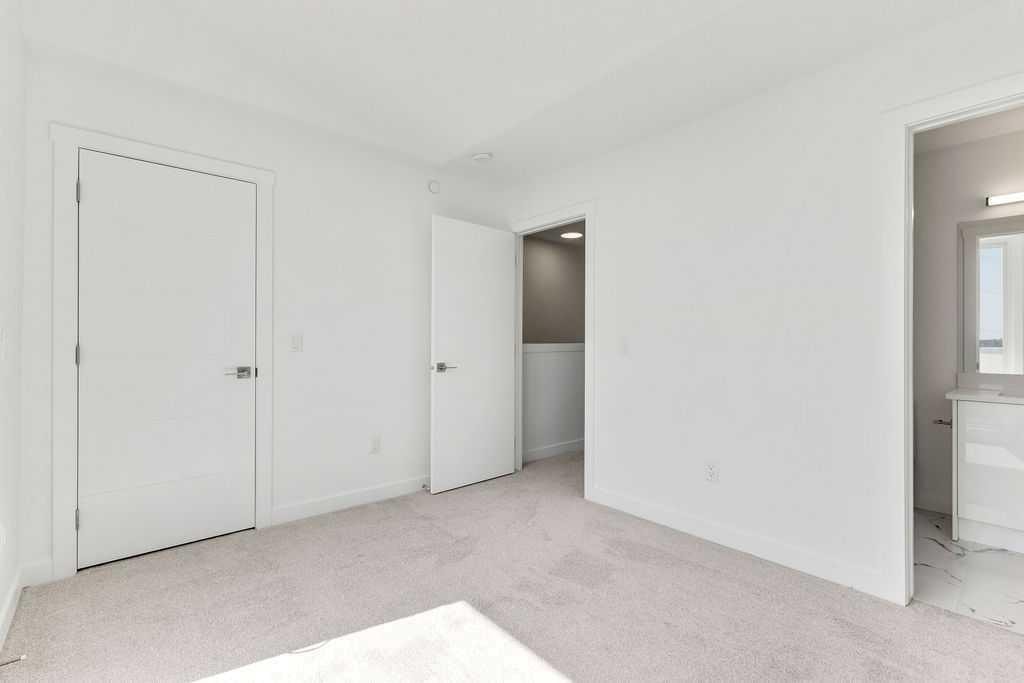 322 Sage Hill - Thumbnail 2