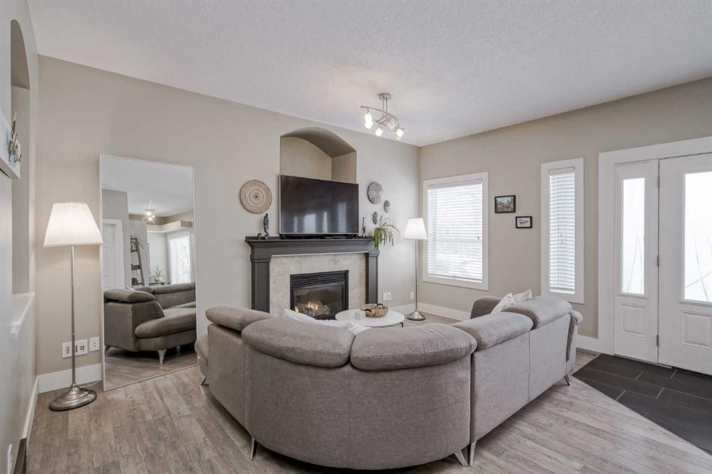 260 Chaparral Ridge - Thumbnail 3