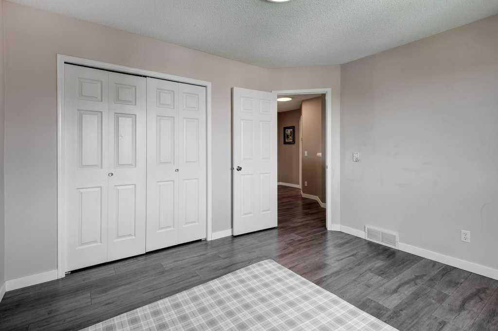 14 Somerglen - Thumbnail 3