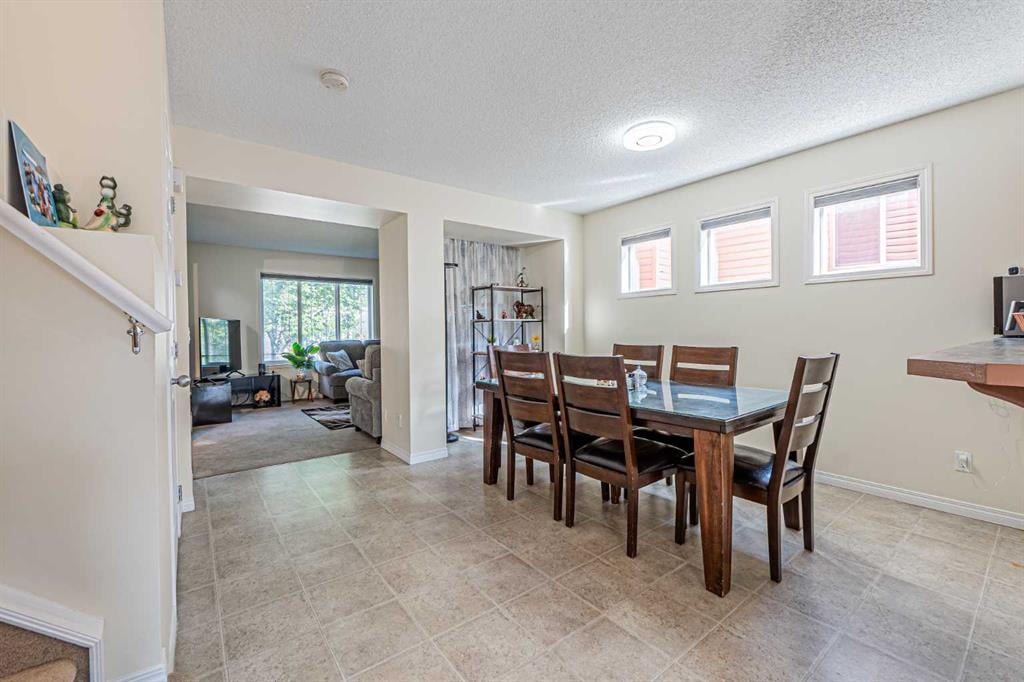 9249 Saddlebrook - Thumbnail 4