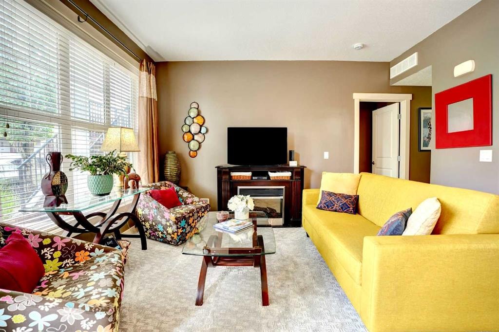 172 West Springs - Thumbnail 2