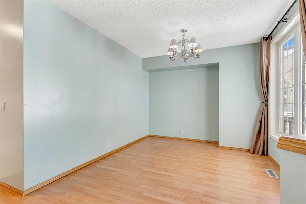 155 Douglas Glen - Thumbnail 3