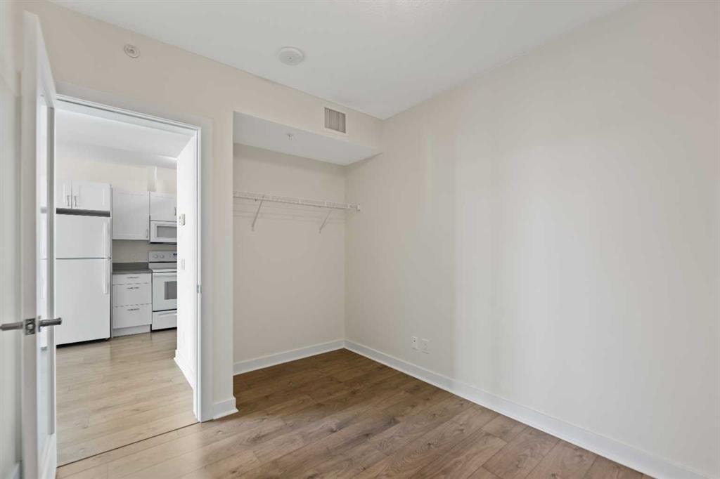 10 Brentwood - Thumbnail 2