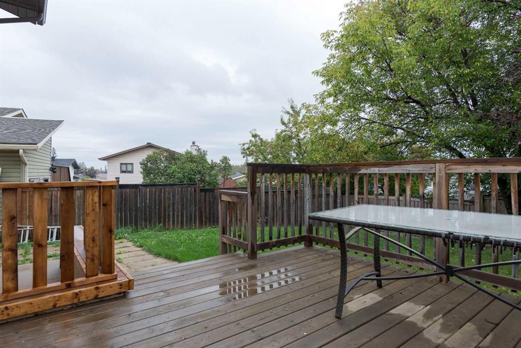 1069 Timberline - Thumbnail 2