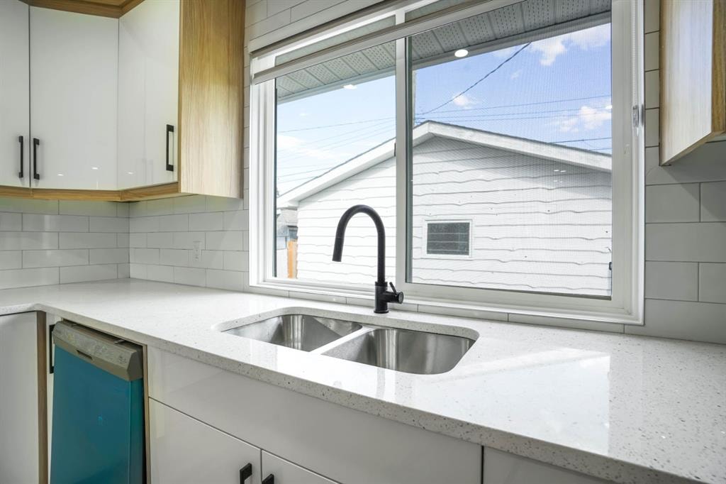 264 Penbrooke - Thumbnail 3