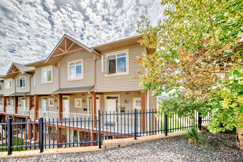 169 Rockyledge - Thumbnail 2