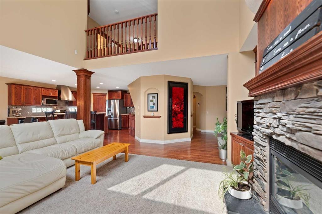 182 Sienna Park - Thumbnail 2