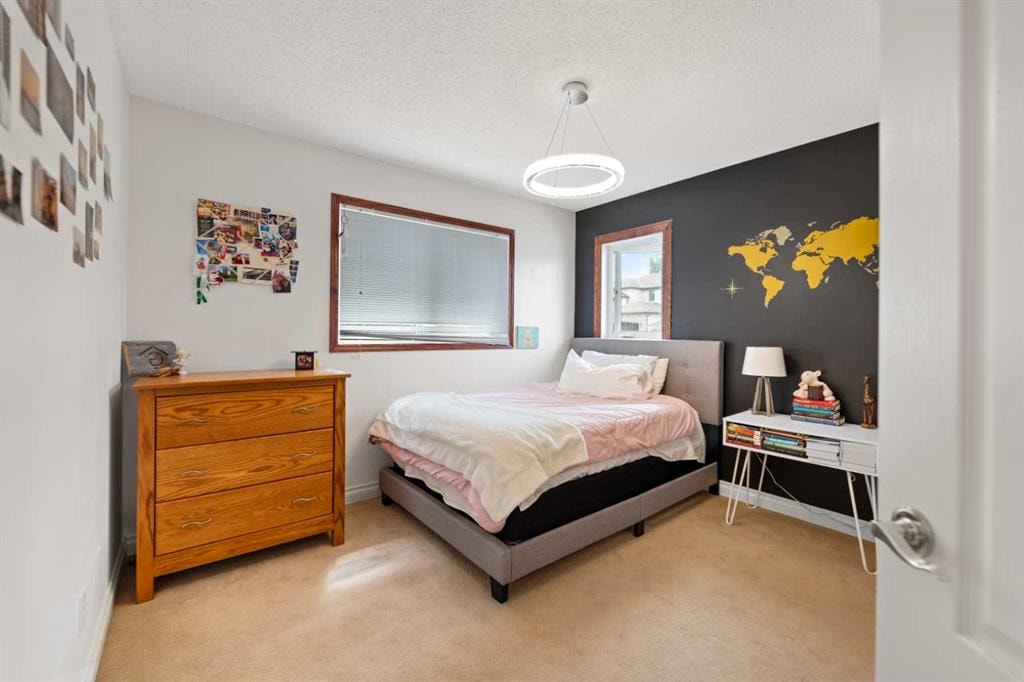 182 Sienna Park - Thumbnail 4