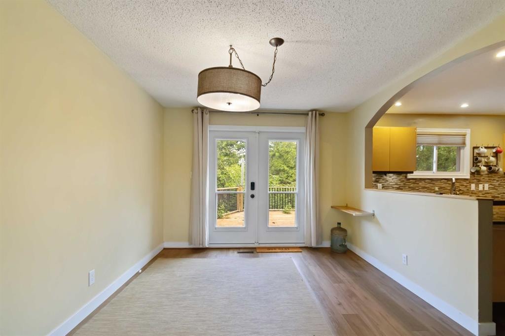 106 Hilltop - Thumbnail 3
