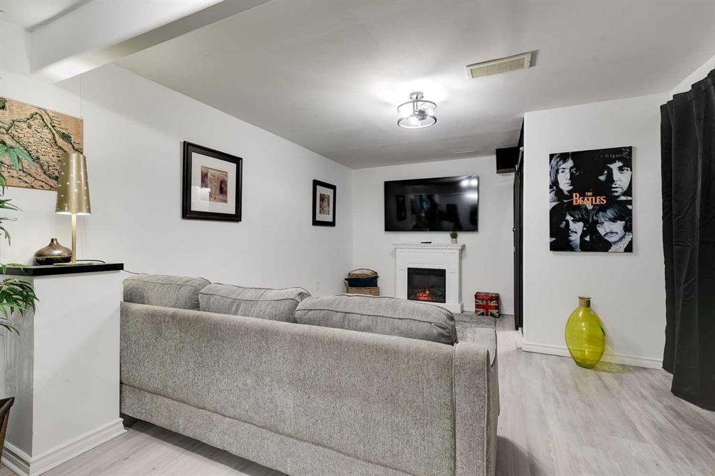 235 Copperfield - Thumbnail 4