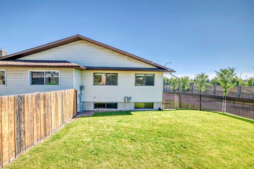 131 Ranchlands - Thumbnail 4