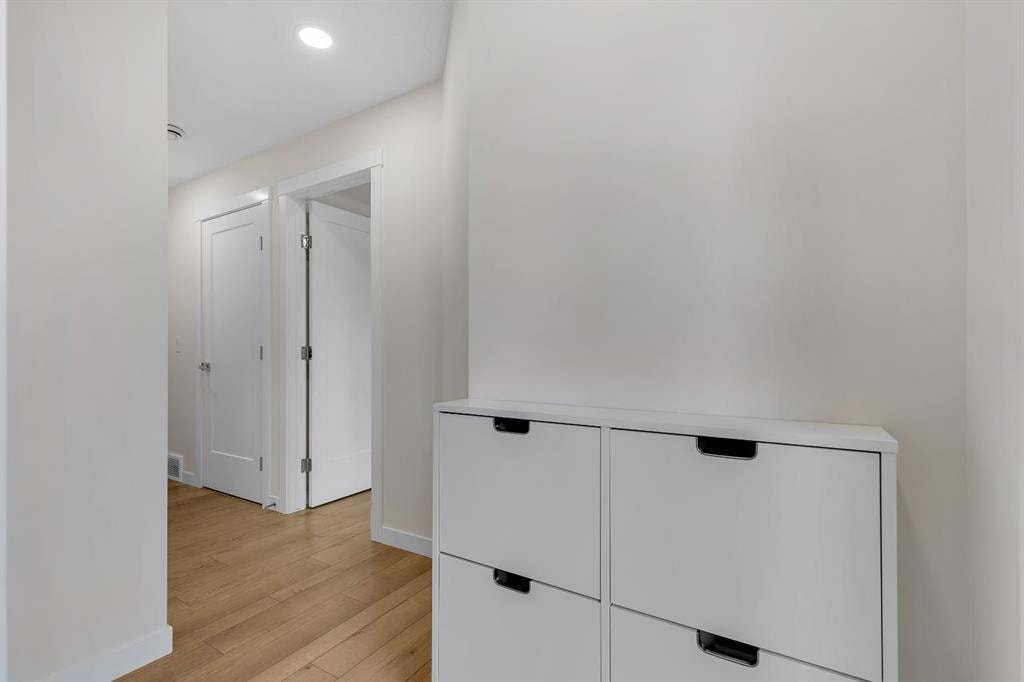 514 Greenbriar - Thumbnail 2