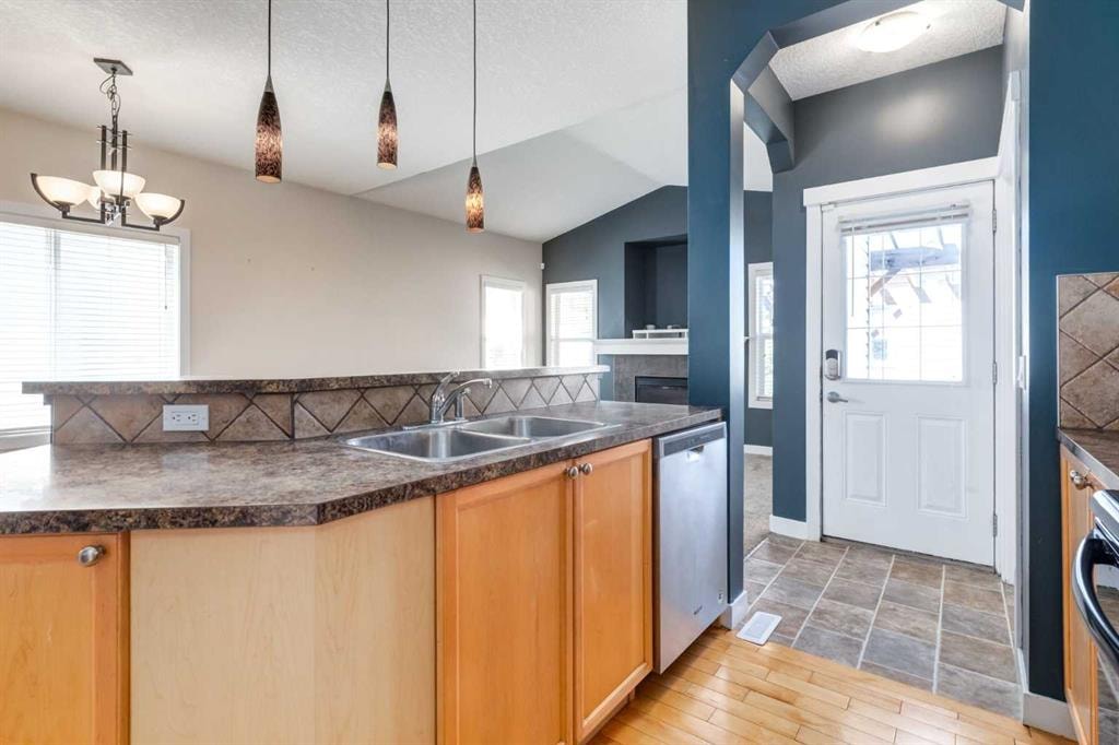 35 Bridlecrest - Thumbnail 3