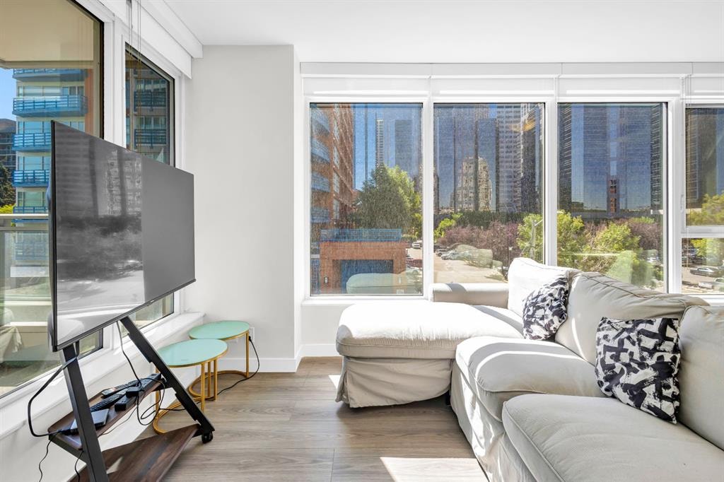 108 Waterfront - Thumbnail 3