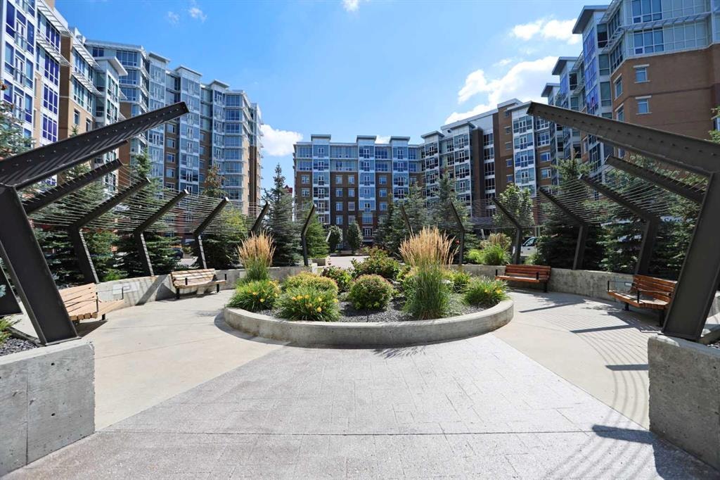 24 Varsity Estates - Thumbnail 3